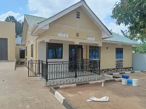 3bdrm House in Nama for sale