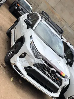 Toyota RAV4 Limited AWD 2020 White