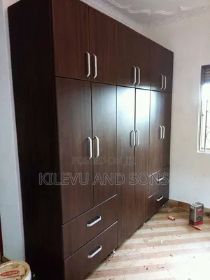 Portable Wardrobe