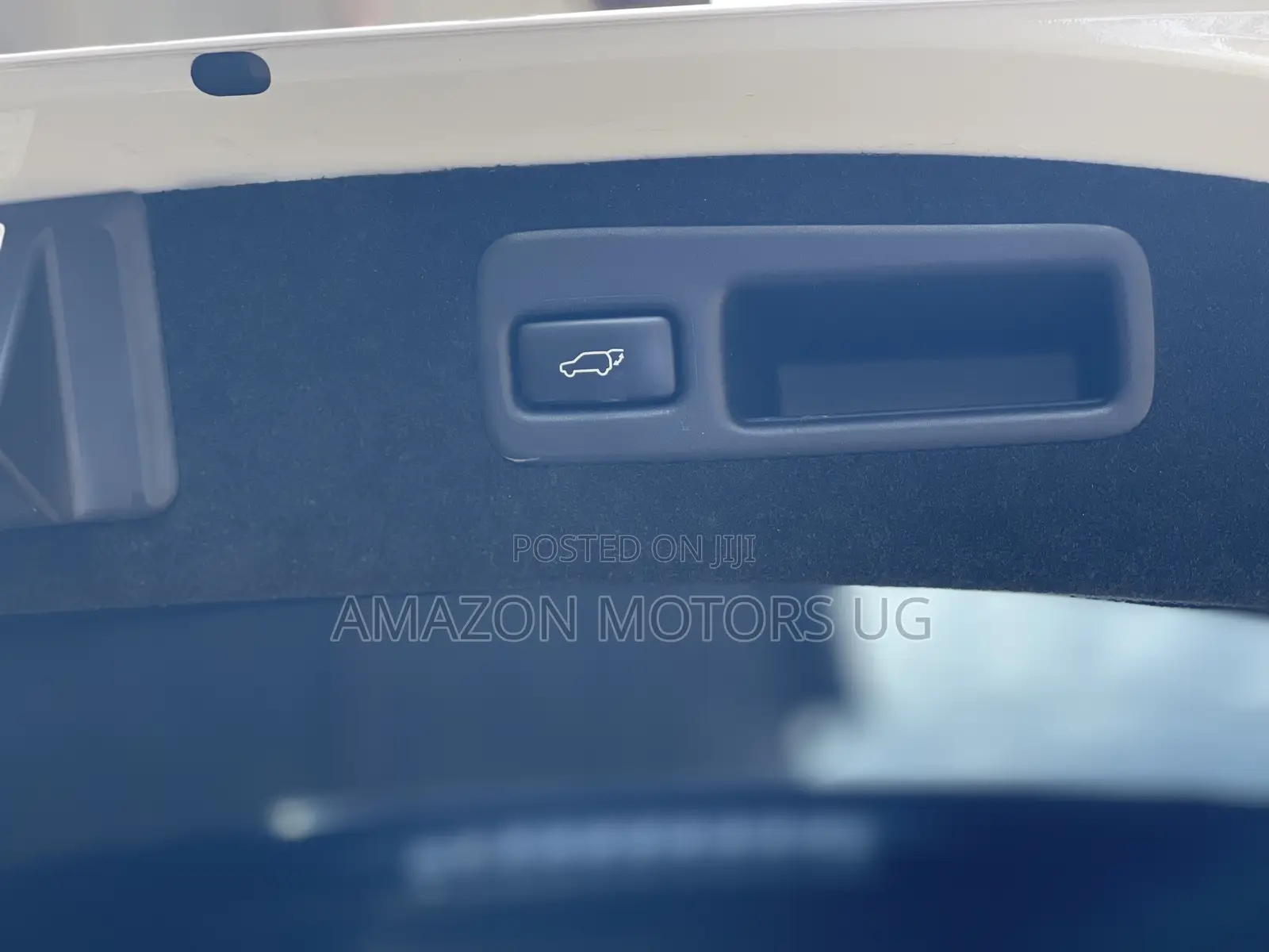 Toyota Harrier 2.0 2016 White