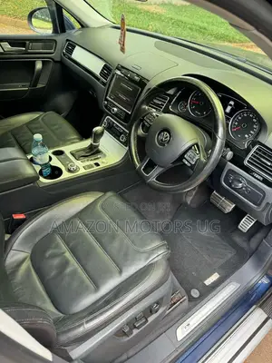 Volkswagen Touareg TDI Lux 2013 Blue