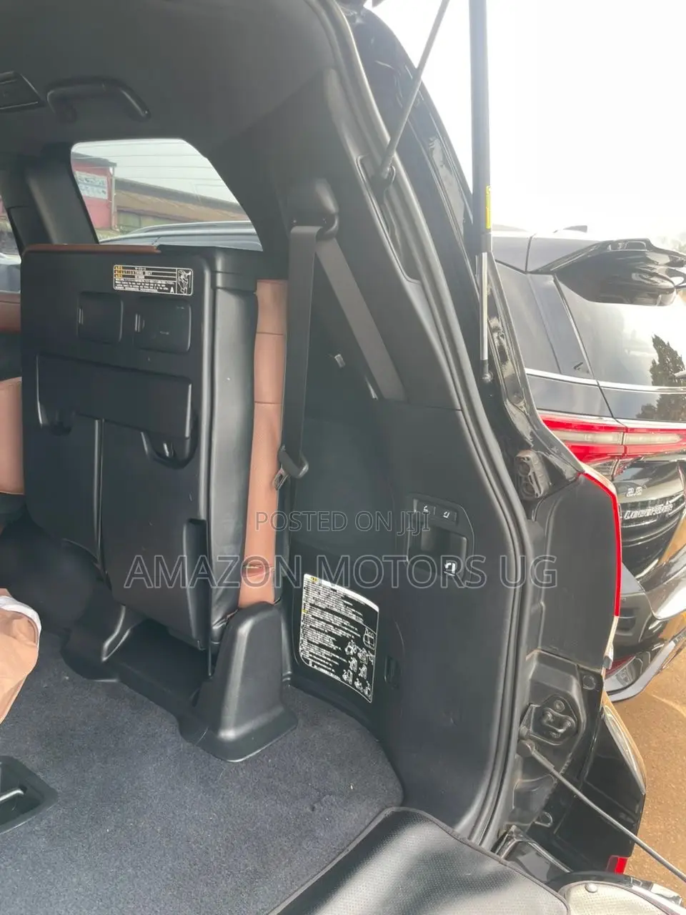 Toyota Land Cruiser 4.6 V8 ZX 2016 Black