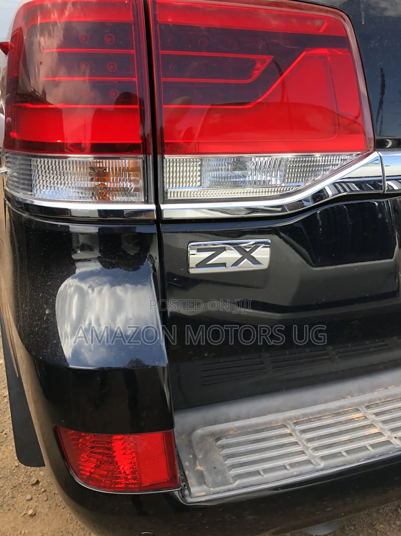 Toyota Land Cruiser 4.6 V8 ZX 2016 Black
