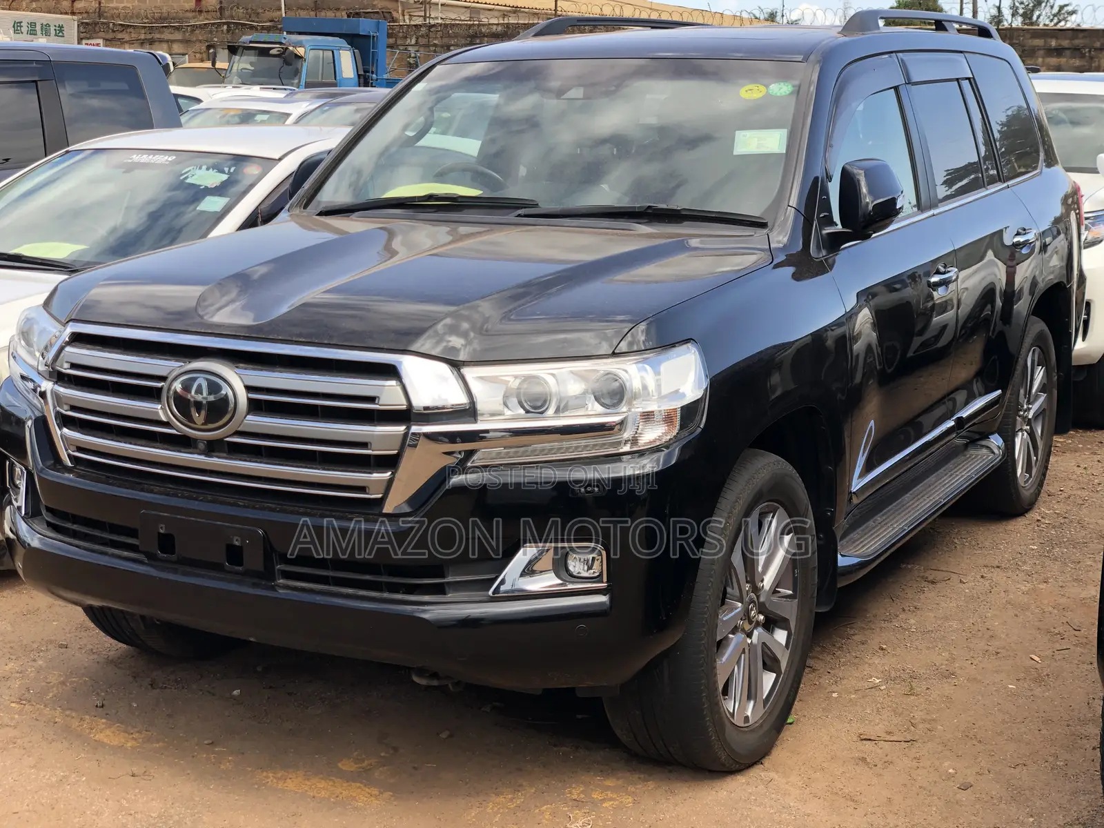 Toyota Land Cruiser 4.6 V8 ZX 2016 Black