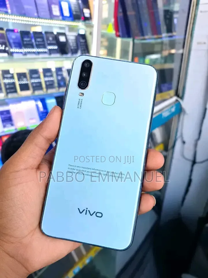 Vivo Y17 256 GB Blue