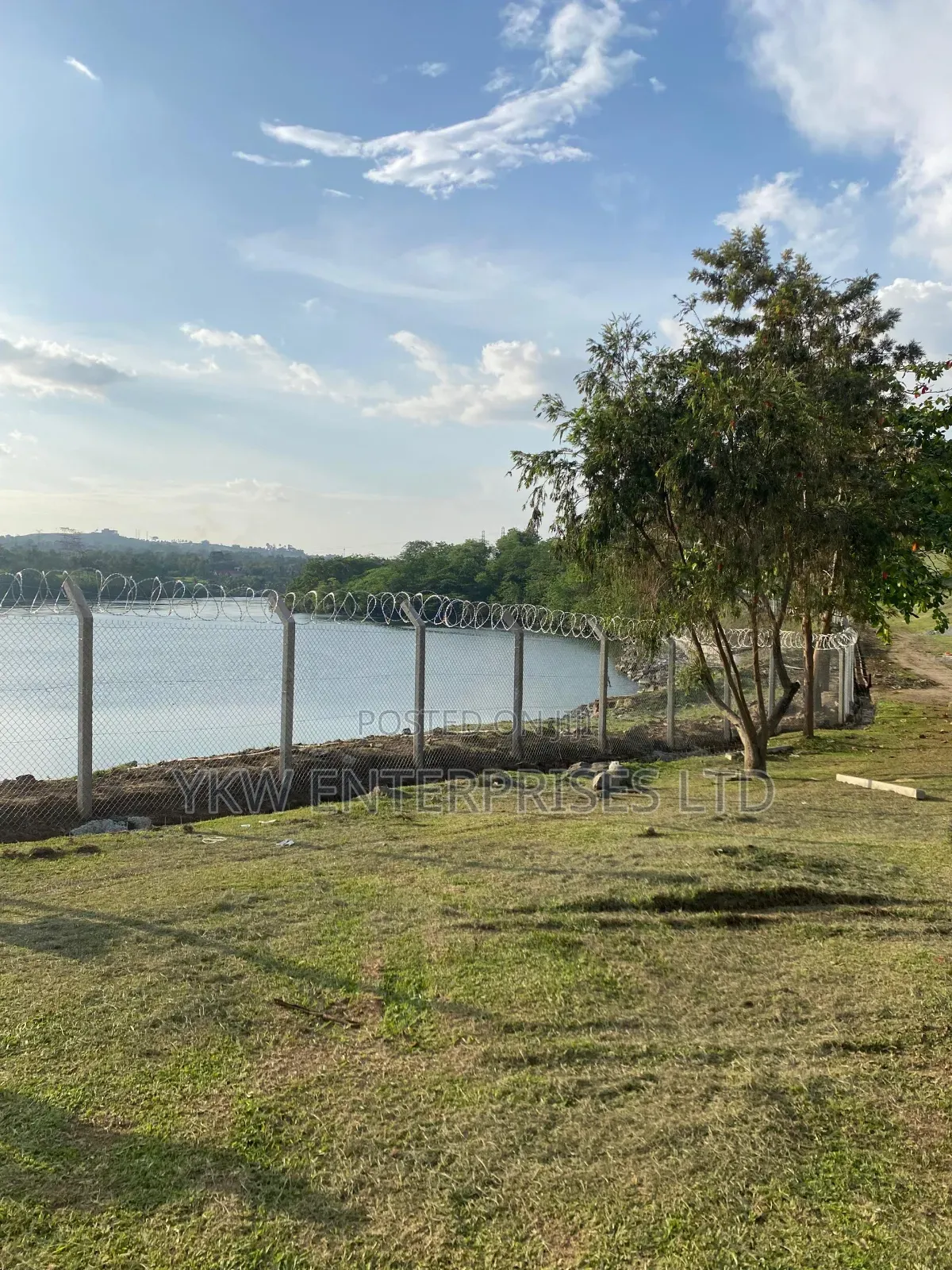 Chain Link Fence Construction