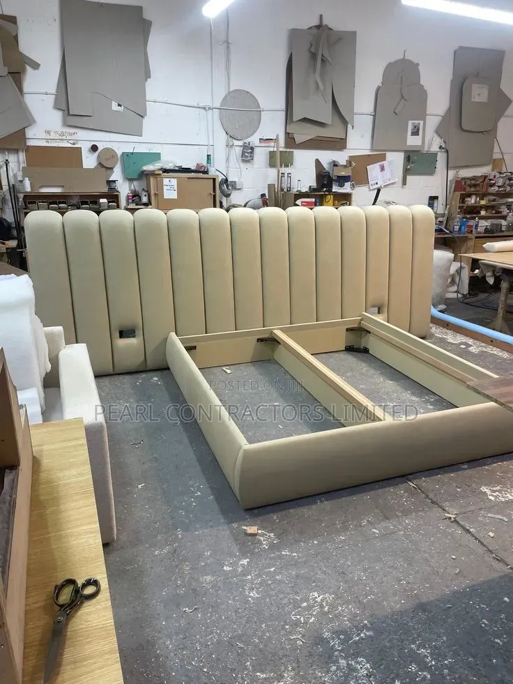 Beds/Rectangle Headboard Beds in Any Colour/Size/Material