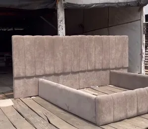 Beds/Rectangle Headboard Beds in Any Colour/Size/Material