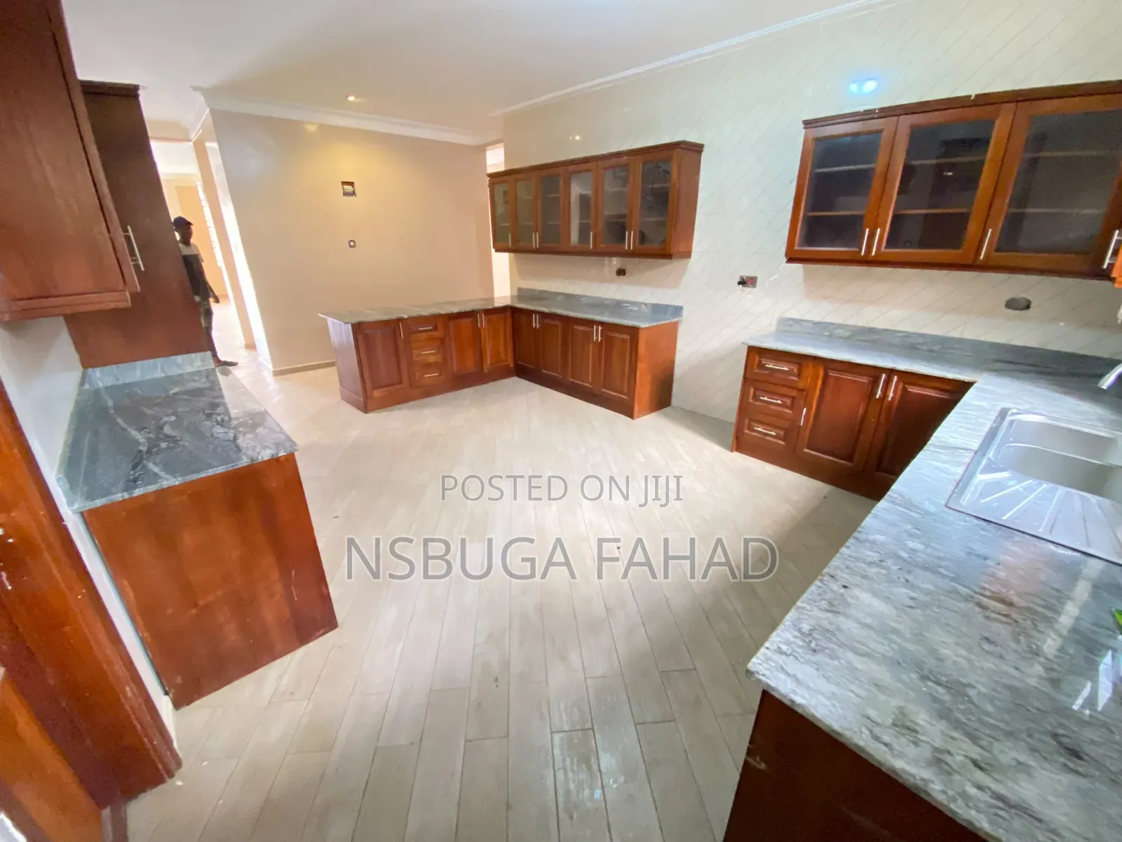 5bdrm House in Standalone Ntinda, Central Division for rent