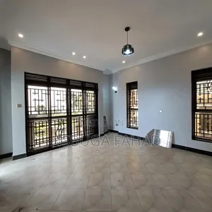 3bdrm House in Standalone Kisaasi, Central Division for rent