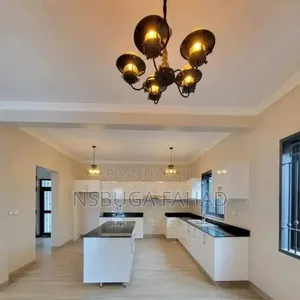 3bdrm House in Standalone Kisaasi, Central Division for rent