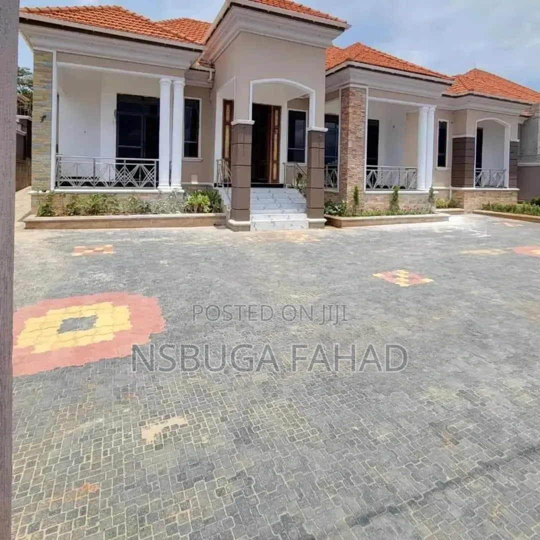 3bdrm House in Standalone Kisaasi, Central Division for rent