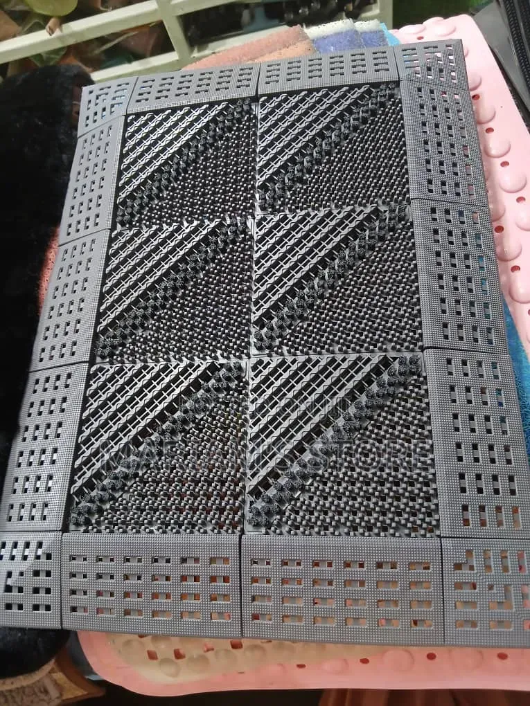 Plastic Entrance Door Mat