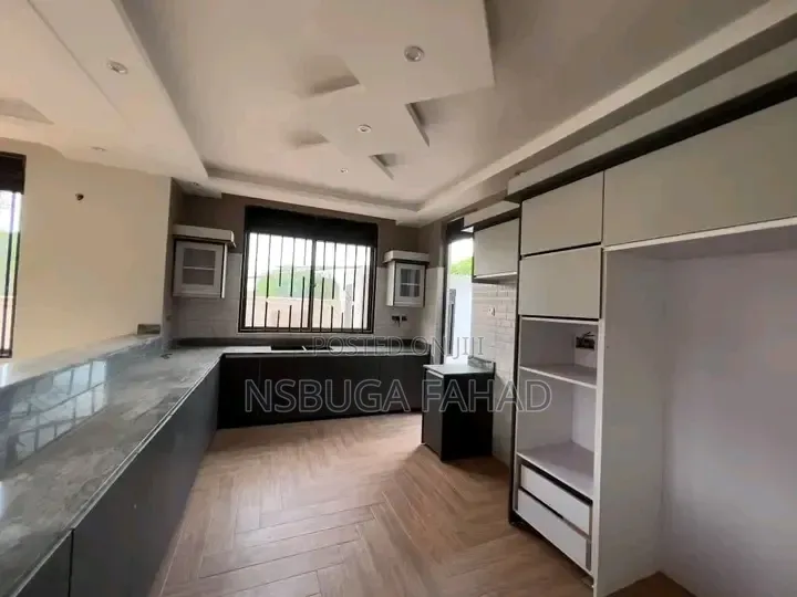 4bdrm House in Standalone Ntinda, Central Division for rent