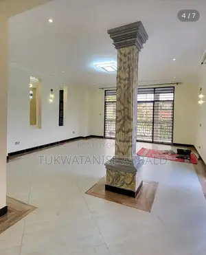 2bdrm House in Kisaasi, Central Division for rent