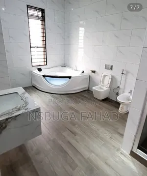 2bdrm House in Kisaasi, Central Division for rent