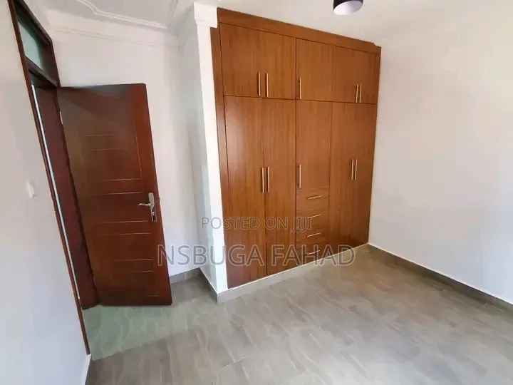 2bdrm House in Kisaasi, Central Division for rent