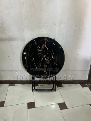Black Marble-Patterned Round Table