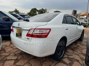 Toyota Premio 2014 White
