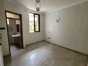 2bdrm House in Kisaasi, Central Division for rent