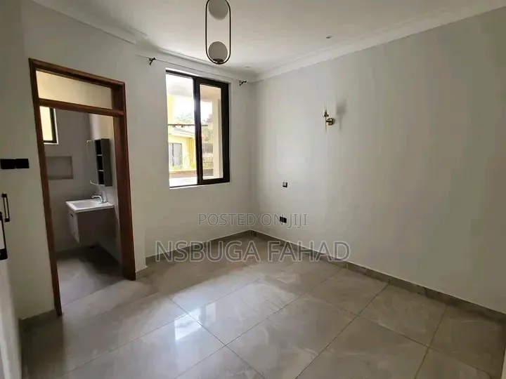 2bdrm House in Kisaasi, Central Division for rent