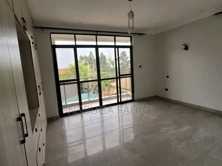 2bdrm House in Kisaasi, Central Division for rent
