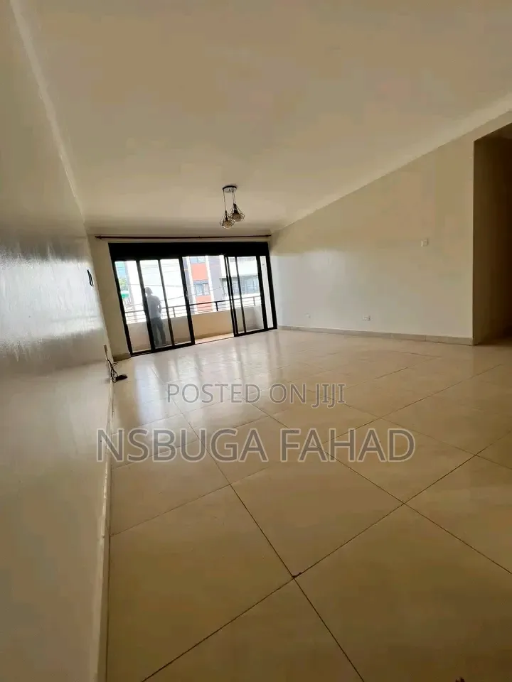 2bdrm House in Kisaasi Bukoto Road, Central Division for rent