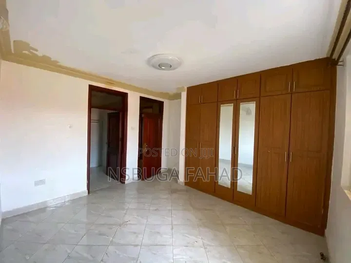 2bdrm House in Kisaasi, Central Division for rent