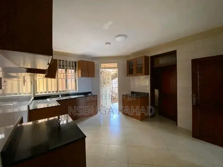 2bdrm House in Kisaasi, Central Division for rent