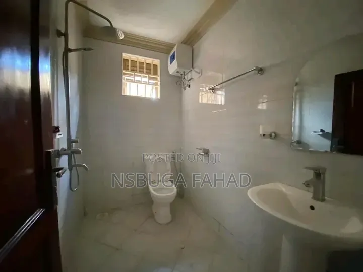 2bdrm House in Kisaasi, Central Division for rent
