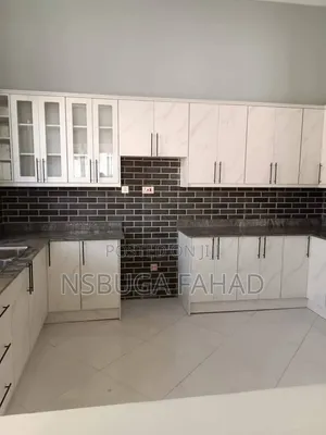 3bdrm House in Kisaasi, Central Division for rent