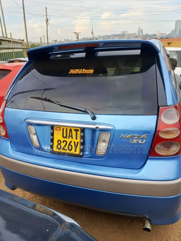 Toyota Nadia 2002 Blue