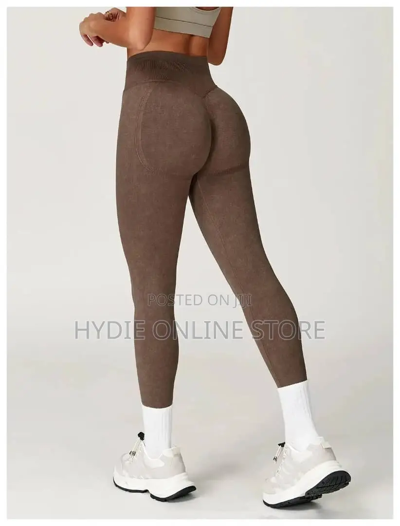 Ladies Stretching Leggings