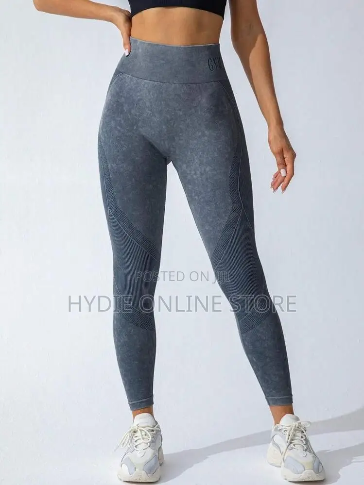 Ladies Stretching Leggings