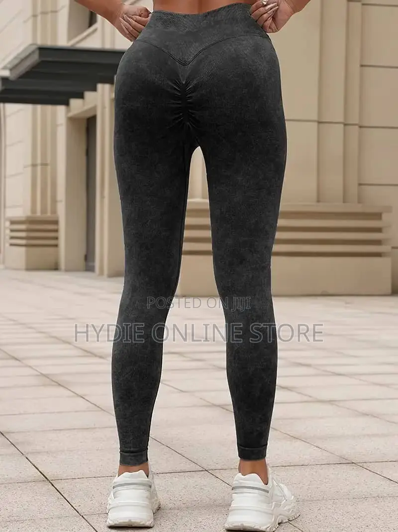 Ladies Stretching Leggings