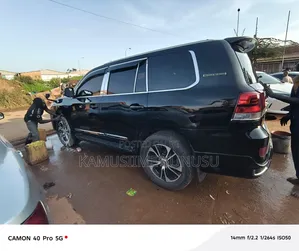 Toyota Land Cruiser 2014 Black