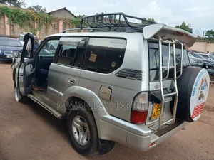 Toyota Land Cruiser Prado 2000 Silver