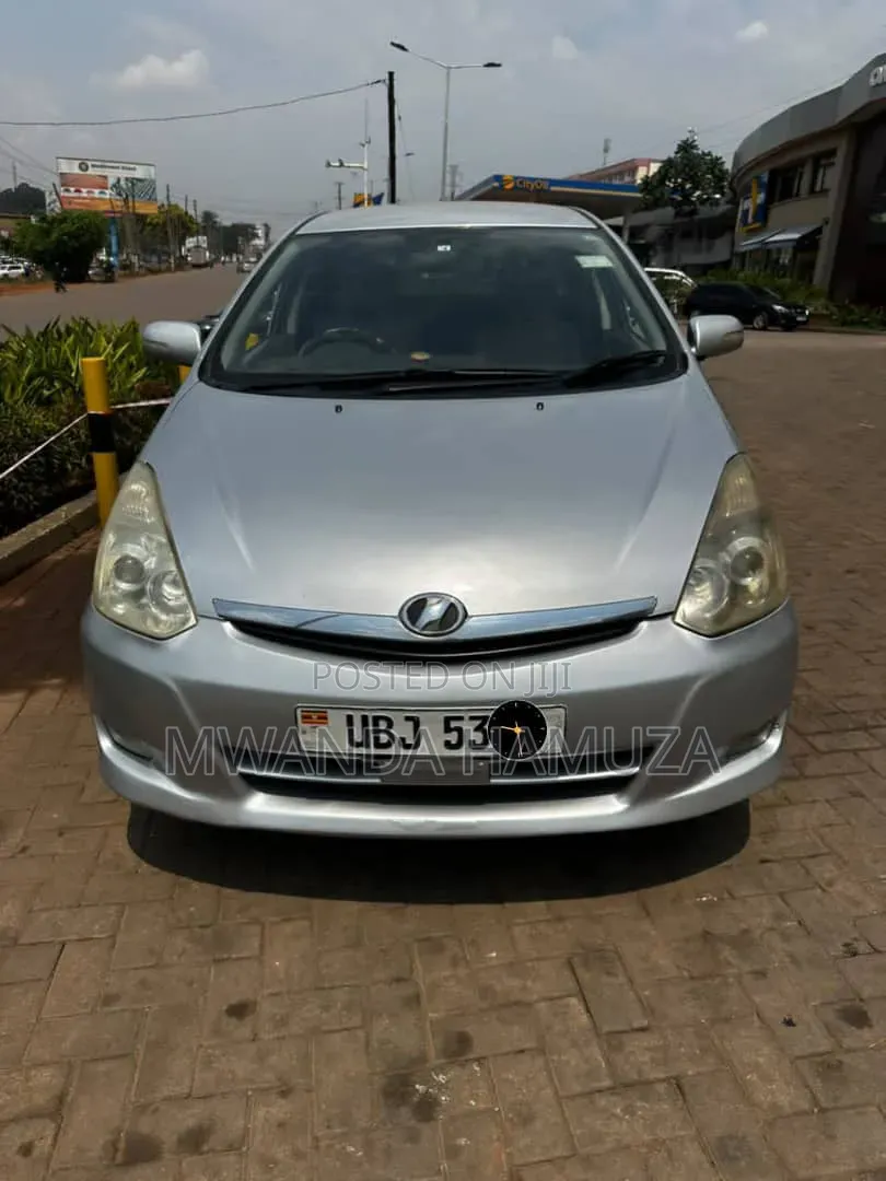Toyota Wish 2007 Silver