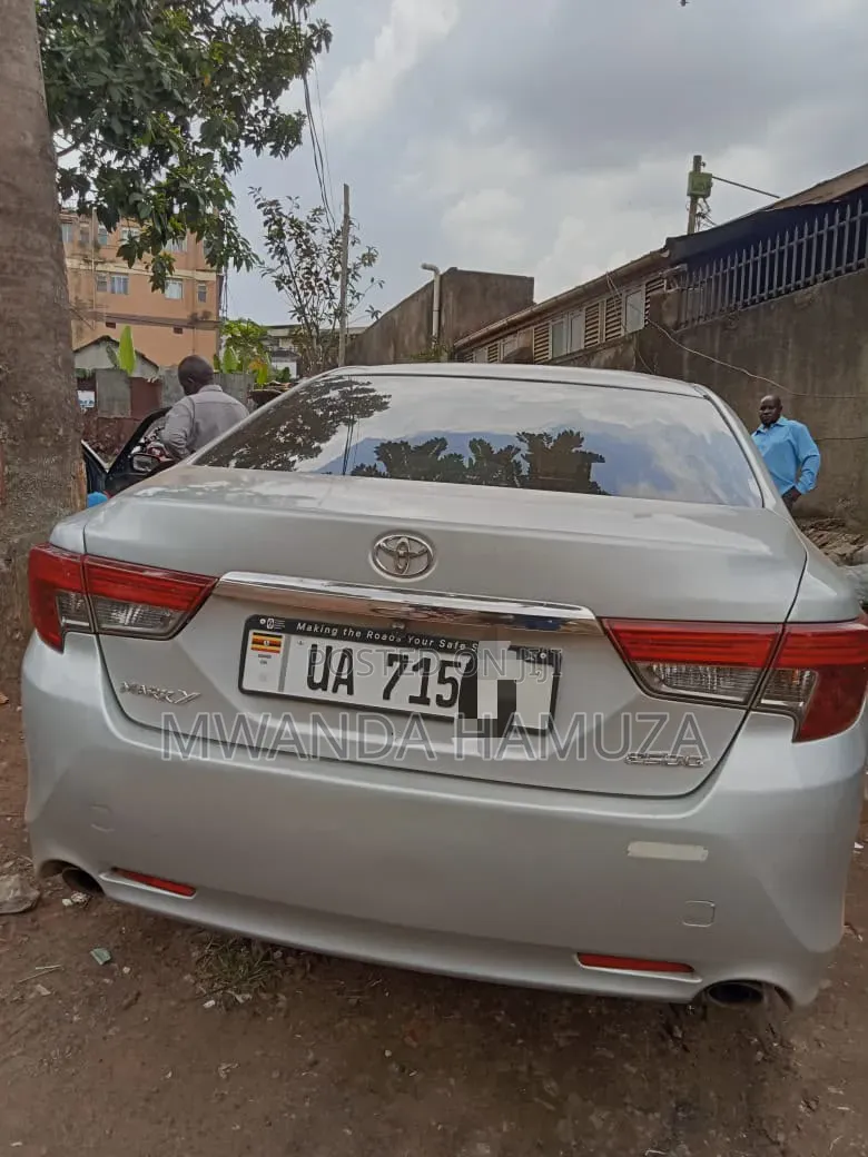 Toyota Mark X 2013 Silver