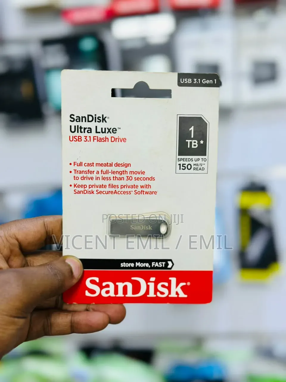 1TB SanDisk Ultra Luxe USB 3.1 Flash Drive