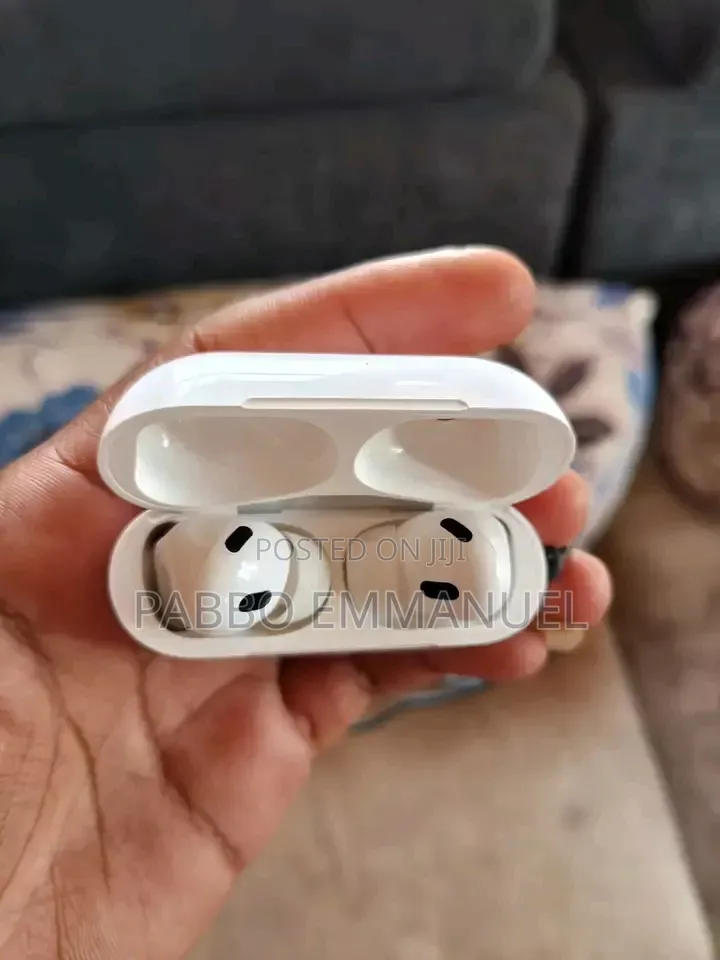 Noise Cancellation JBL Earbuds