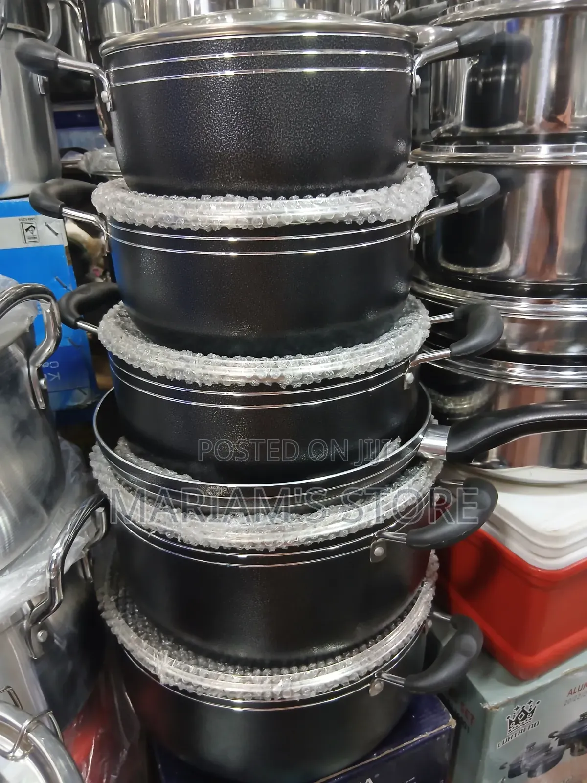 Black, Heavy-Duty Non-Stick Cooking Pots