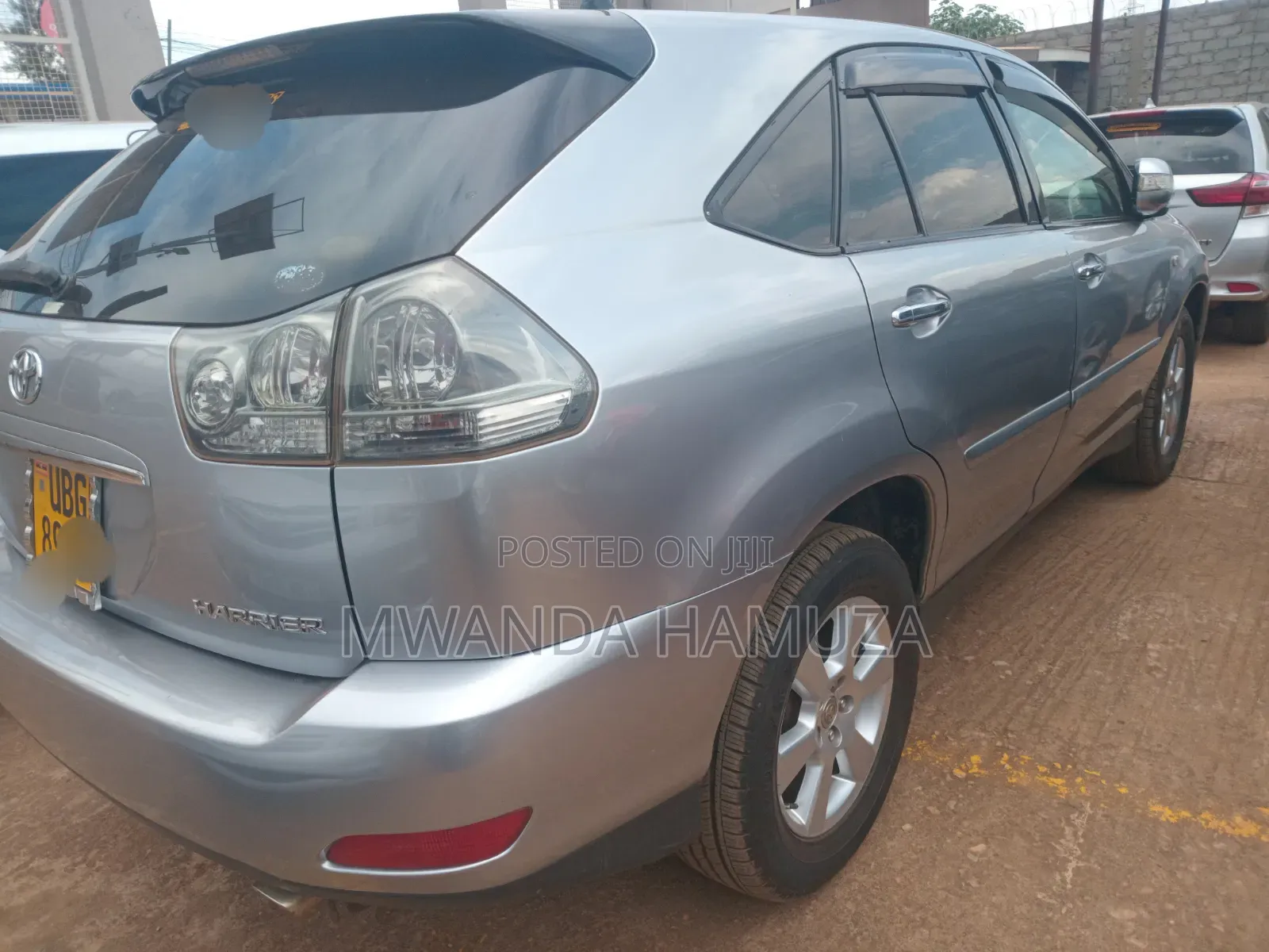Toyota Harrier 2010 Silver
