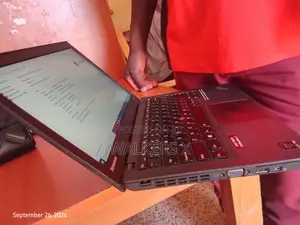 Laptop Lenovo ThinkPad 240X 8GB Intel Core i7 SSD 500GB