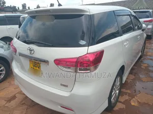 Toyota Wish 2010 White