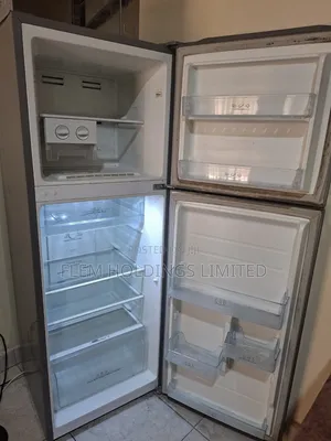 Hisense Fridge 295ltrs