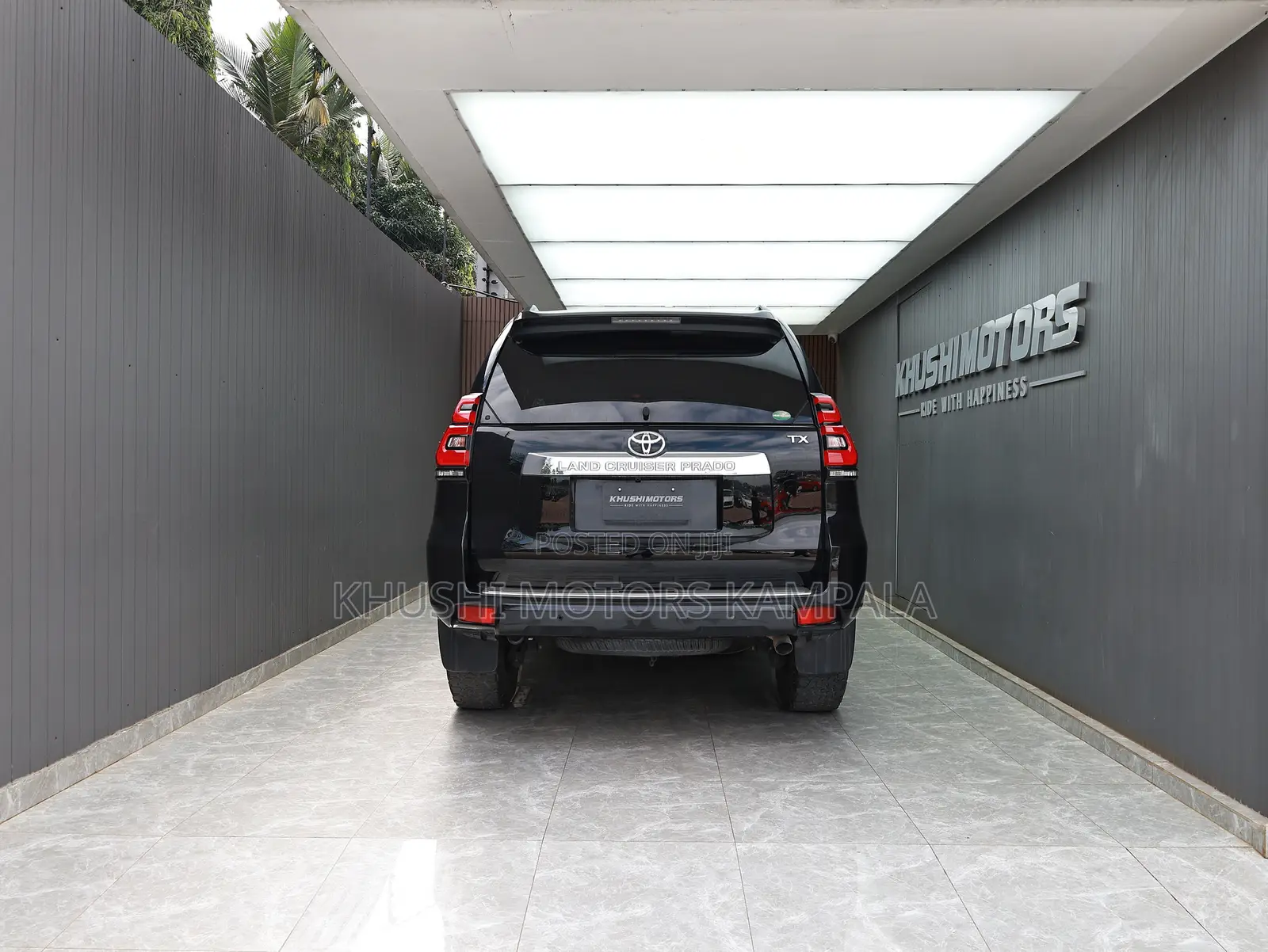 Toyota Land Cruiser Prado 2.8 2017 Black