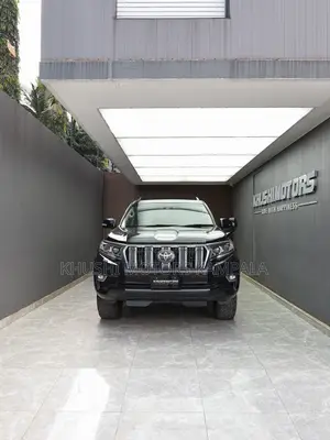 Toyota Land Cruiser Prado 2.8 2017 Black