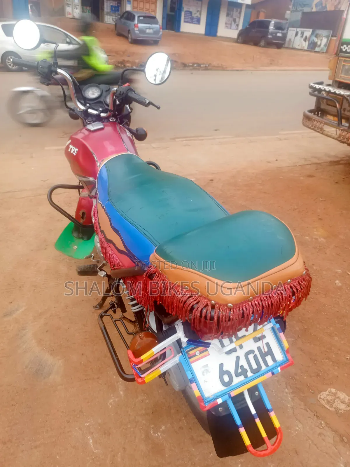 TVS HLX 125 2023 Red
