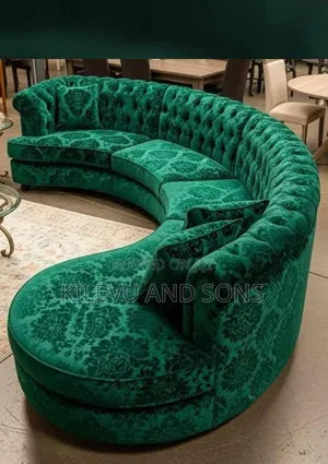 Round Luxury Sofa Set